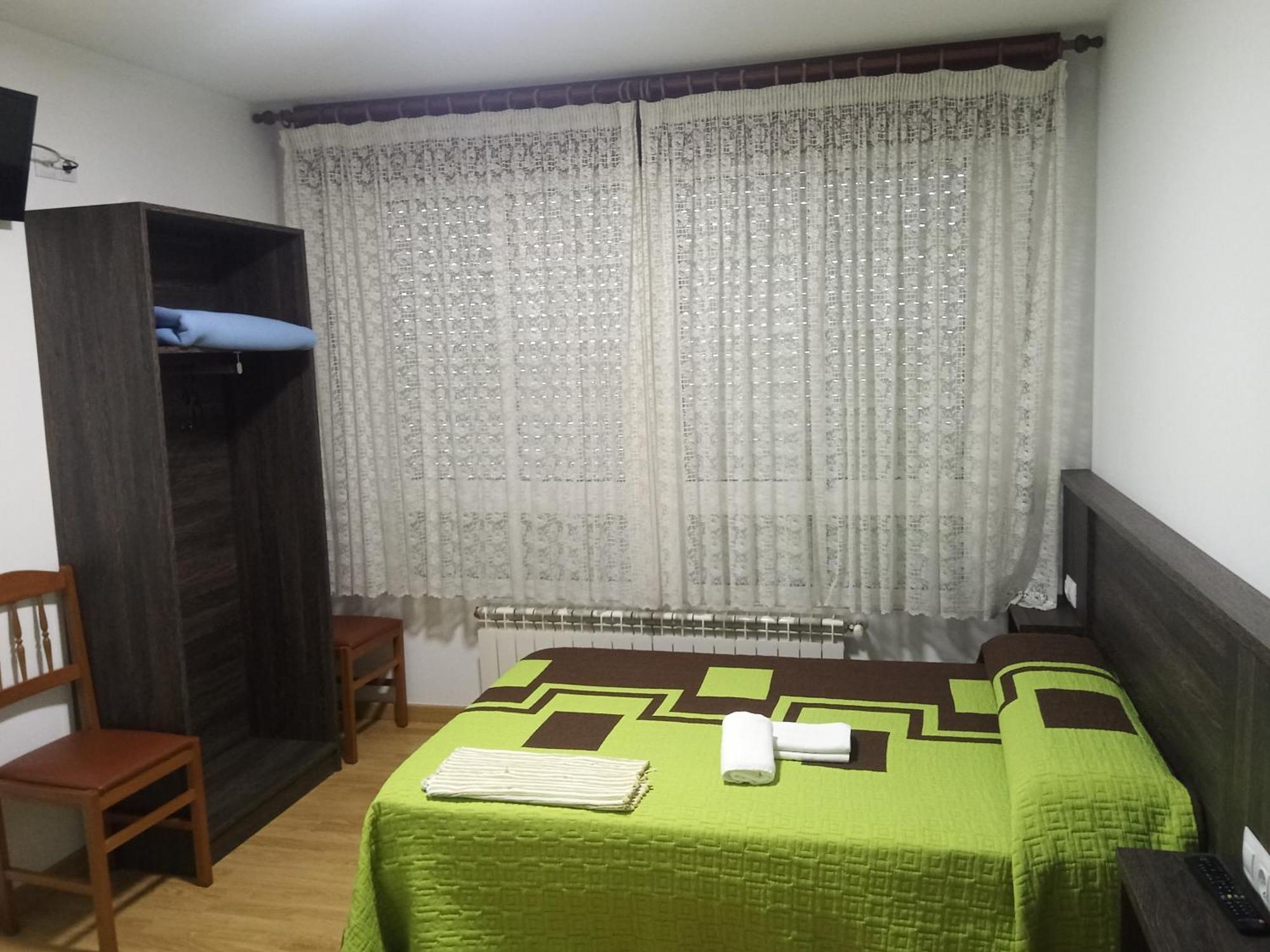 Pension Km66 Palas De Rei Exterior foto
